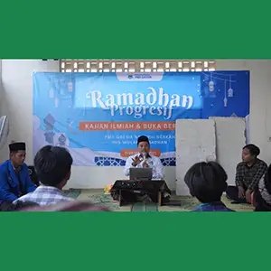 Di Hadapan Kader PMII Gresik, Makmun Tegaskan Inovasi Kunci Organisasi Tetap Relevan