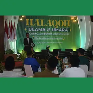 Dr. Abdul Chalik Jelaskan Pentingnya Islam Inspiratif Pada Halaqoh Ulama dan Umara MUI Gresik