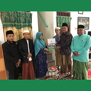 RUPS MUI Gresik Berikan Tali Asih kepada Enam Keluarga Kiyai yang Sudah Almarhum