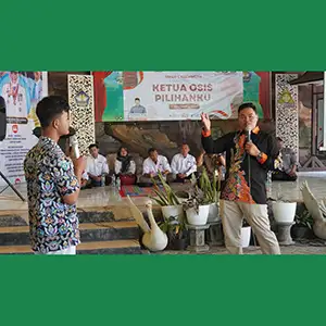Datangi SMAN 1 Kedamean, Makmun Ajak Para Siswa Jadi Agen Demokrasi Indonesia