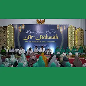 Ratusan Ibu-ibu Perum GSP Ramaikan Majelis Istighotsah dan Sholawat Ar-Rahmah
