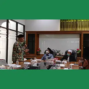 Petugas Bimroh MUI gresik dibekali Hipnoterapi
