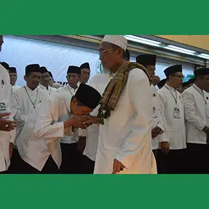 Kiai Mansoer Resmi Dikukuhkan sebagai Ketua Umum MUI Gresik