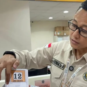 Kartu Kendali Kursi Roda Diluncurkan, Jamaah Haji Lansia Kini Lebih Aman di Masjidil Haram