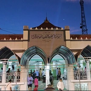 Jadwal Sholat Kabupaten Gresik Senin, 12 Januari 2025