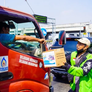 Solidaritas Ojol Gresik dan Nurul Hayat untuk Korban Gempa NTT, Donasi Terkumpul Rp1,6 Juta dalam Dua Jam
