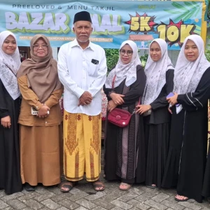 Hidupkan Kepedulian di Bulan Suci, MUI Kecamatan Dukun Gelar Bazar Amal Preloved