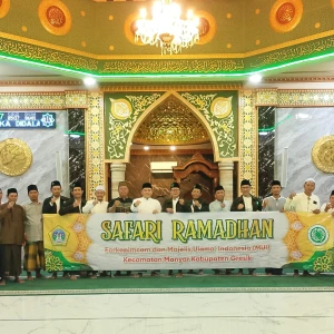 Dikemas dengan Sapa Warga, MUI Manyar Jelaskan Fungsi MUI sebagai Khodimul Umat dalam Safari Ramadhan
